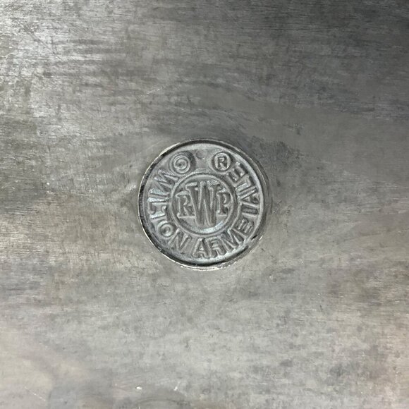 Wilton Armetale RWP Oval Serving Bowl Scallop Handles Holloware - Picture 9 of 9